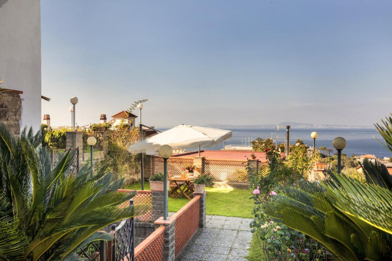 Shanti Home - Restaurant Di Aversano Salvatore Sorrento Exterior photo