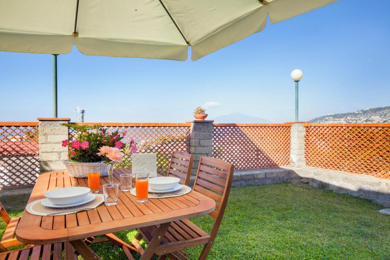 Shanti Home - Restaurant Di Aversano Salvatore Sorrento Exterior photo